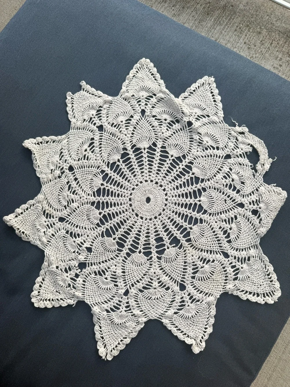 Handmade set doilies
